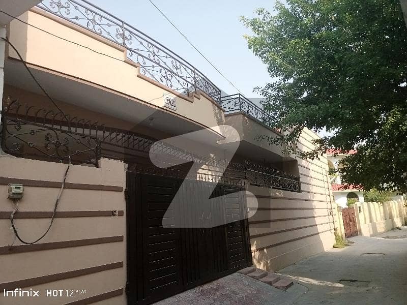 لالہ زار راولپنڈی میں 2 کمروں کا 6 مرلہ مکان 1.6 کروڑ میں برائے فروخت۔