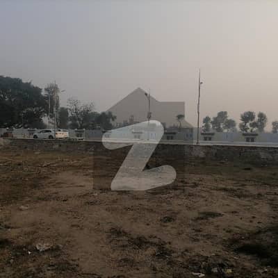 دیپالپور روڈ اوکاڑہ میں 1 مرلہ کمرشل پلاٹ 15.0 لاکھ میں برائے فروخت۔