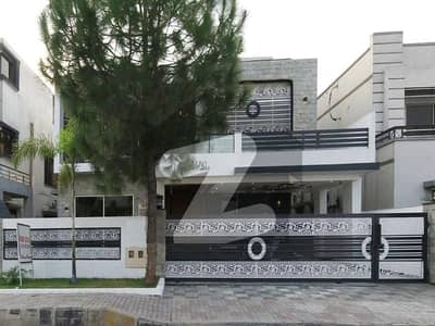 On Excellent Location 1 Kanal Spacious House Is Available In Bahria Town Phase 4 For sale