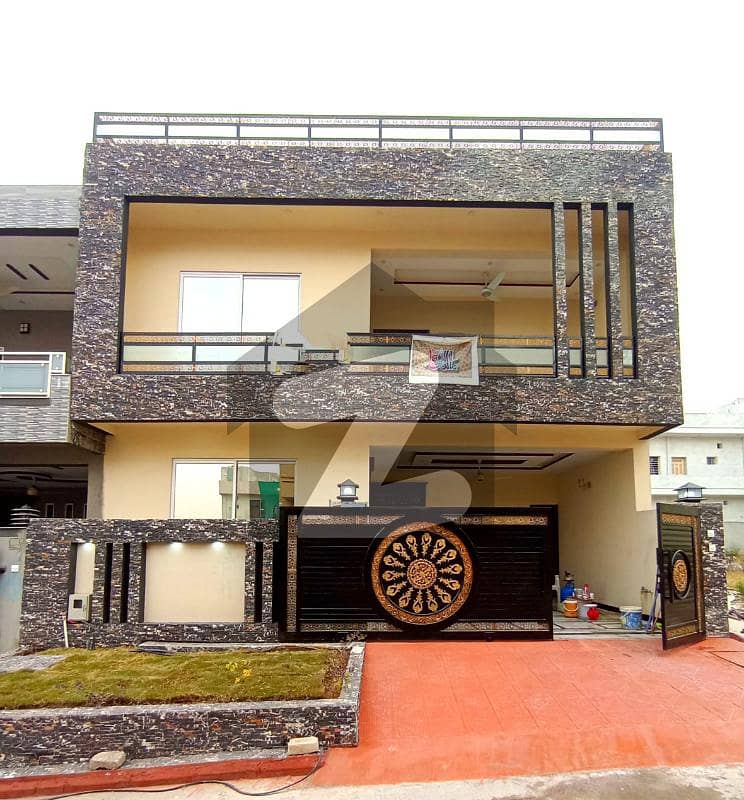 Brand New Triple Storey House for Sale