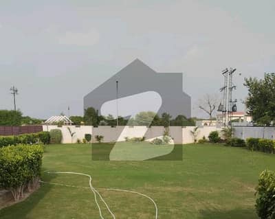 Farm House Sized 1 Kanal In Sue-e-Asal Road