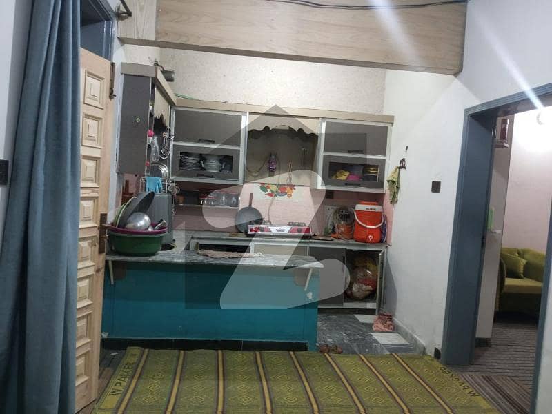 میسرائل روڈ راولپنڈی میں 2 کمروں کا 5 مرلہ مکان 75.0 لاکھ میں برائے فروخت۔