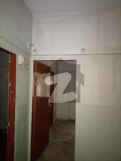 سُرجانی ٹاؤن گداپ ٹاؤن,کراچی میں 2 کمروں کا 3 مرلہ فلیٹ 25.0 لاکھ میں برائے فروخت۔