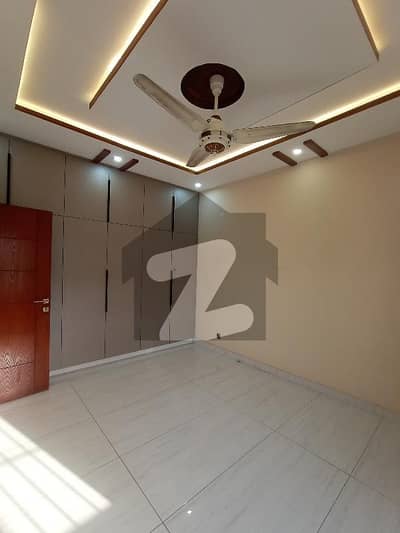 2 MARLA INDEPENDENT FLAT AVAILABLE FOR RENT IN MILITARY ACCOUNT HOUSING SOCIETY COLLEGE ROAD LAHORE