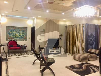 3 BEDS 1 KANAL SINGLE STORY HOUSE WITH BASEMENT AVAILABLE FOR SALE IN DHA PHASE 3