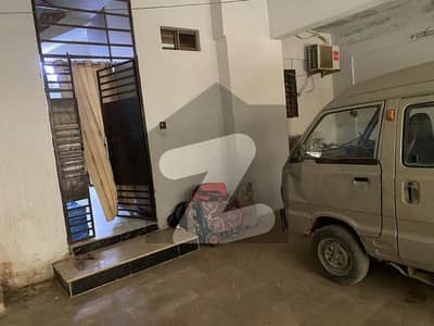 lower portion for sale in gulshan-e-iqbal 13d-3