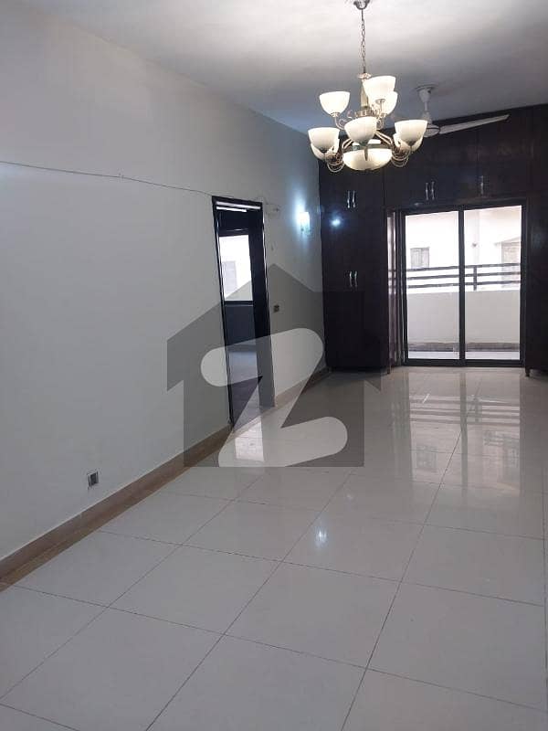 3 bed drawing available for rent 3 bed drawing available for rent