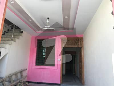 خیابان تنویر راولپنڈی میں 2 کمروں کا 4 مرلہ مکان 25.0 ہزار میں کرایہ پر دستیاب ہے۔