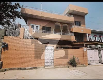 صدر راولپنڈی میں 7 کمروں کا 10 مرلہ مکان 4.25 کروڑ میں برائے فروخت۔