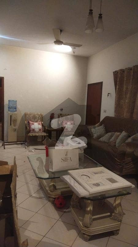 کینٹ لاہور میں 1 کمرے کا 3 مرلہ فلیٹ 65.0 ہزار میں کرایہ پر دستیاب ہے۔