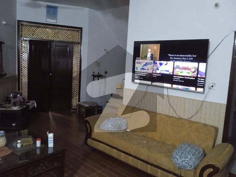 علی پارک کینٹ,لاہور میں 2 کمروں کا 10 مرلہ مکان 2.25 کروڑ میں برائے فروخت۔