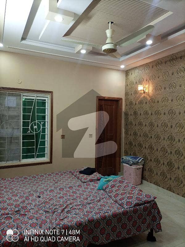 جوہر ٹاؤن فیز 2 جوہر ٹاؤن,لاہور میں 3 کمروں کا 4 مرلہ مکان 1.75 کروڑ میں برائے فروخت۔