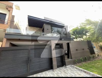 Johar Town 12 Marla Near Doctor Hospital Brand New House For Sale