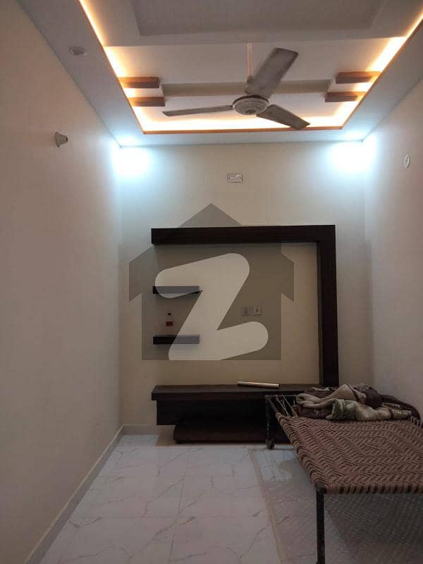 جوبلی ٹاؤن ۔ بلاک سی جوبلی ٹاؤن,لاہور میں 4 کمروں کا 3 مرلہ مکان 50.0 ہزار میں کرایہ پر دستیاب ہے۔