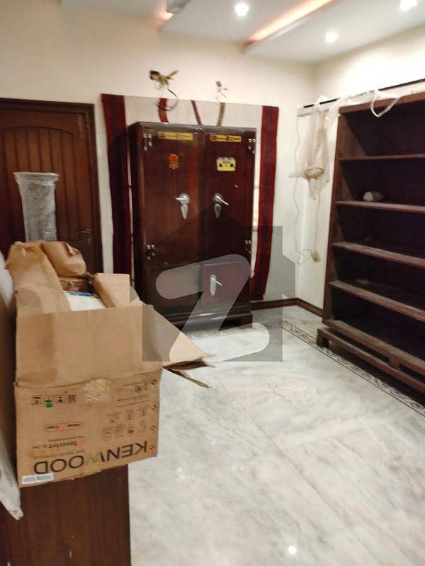 بحریہ ٹاؤن گلبہار بلاک بحریہ ٹاؤن سیکٹر سی,بحریہ ٹاؤن,لاہور میں 5 کمروں کا 2 کنال مکان 12.5 کروڑ میں برائے فروخت۔