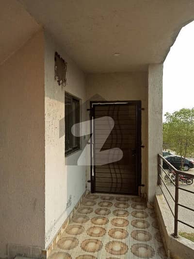 5 Marla 1st Floor Flat for sale Block L Khayaban e Amin