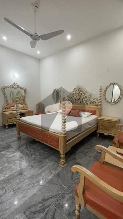 Paying Guest For Family & Bachelor Executive Room Fully Furnished Per Day, Per Month For Rent Send Message On My WhatsApp & I Will Send Pics & Video