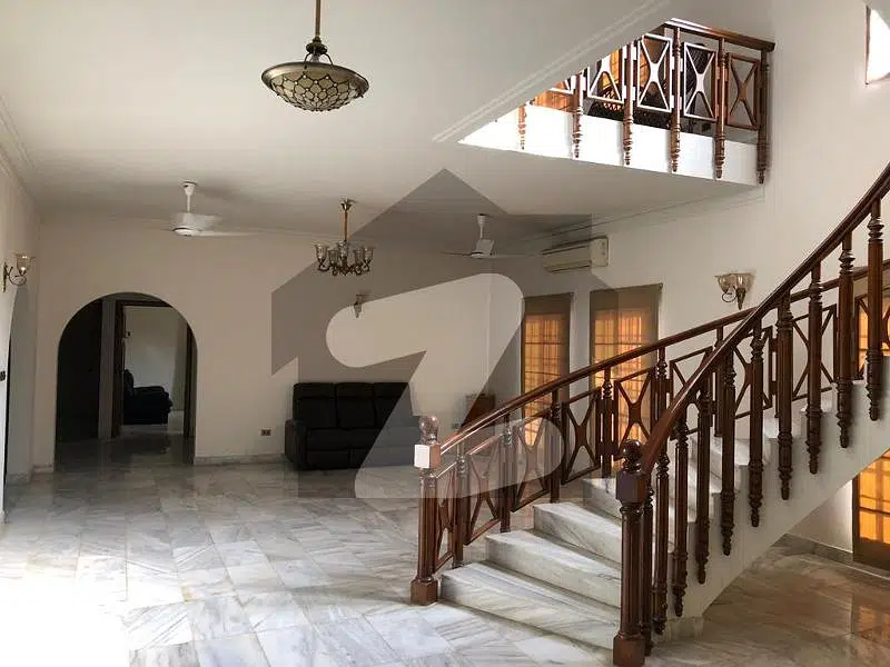 Extra Ordinary Maintained Five (5) bedrooms 666 square yards west open Bungalow at most peaceful and prime location of Khayaban e Janbaz DHA Phase - V is available for RENT