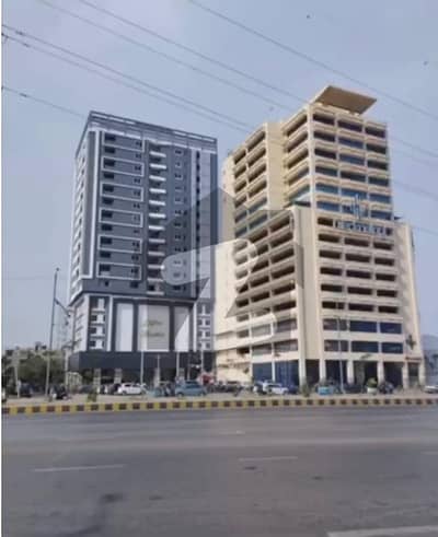 کلفٹن مرینا کلفٹن ۔ بلاک 7,کلفٹن,کراچی میں 3 کمروں کا 9 مرلہ فلیٹ 1.5 لاکھ میں کرایہ پر دستیاب ہے۔