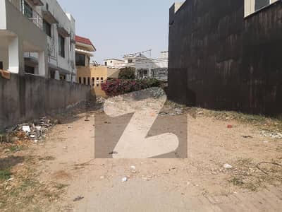 10 marla plot for sale in bahria town