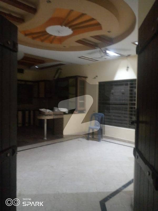 ویلینشیاء ہاؤسنگ سوسائٹی لاہور میں 3 کمروں کا 6 مرلہ مکان 72.0 ہزار میں کرایہ پر دستیاب ہے۔