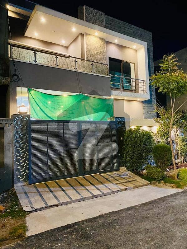 Lavish Beautiful House Available For Sale Reasonable price in K Block Alrehman Garden phase 2