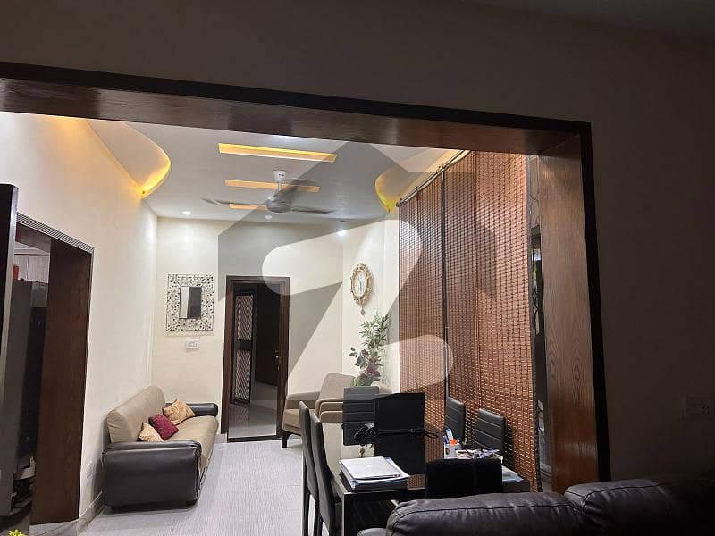فیصل ٹاؤن لاہور میں 3 کمروں کا 7 مرلہ مکان 3.0 کروڑ میں برائے فروخت۔