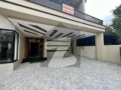Highly-Desirable 1 Kanal House Available In Bahria Town Phase 2 For Sale