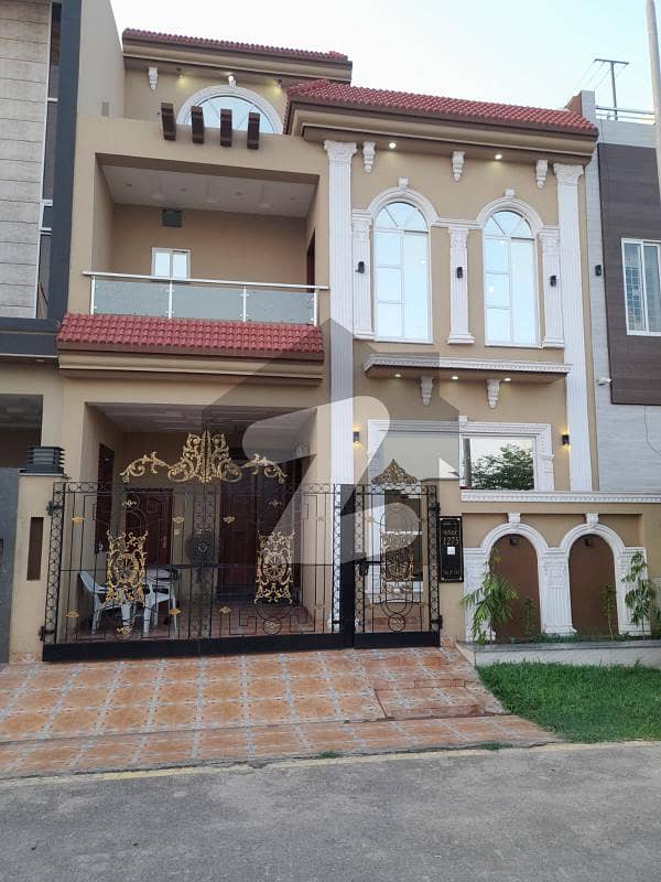 5 Marla Double Unit Brand New House For Sale At Park View City Lahore