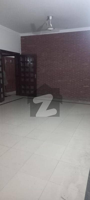 واپڈا ٹاؤن لاہور میں 3 کمروں کا 1 کنال زیریں پورشن 85.0 ہزار میں کرایہ پر دستیاب ہے۔ واپڈا ٹاؤن لاہور میں 3 کمروں کا 1 کنال زیریں پورشن 85.0 ہزار میں کرایہ پر دستیاب ہے۔