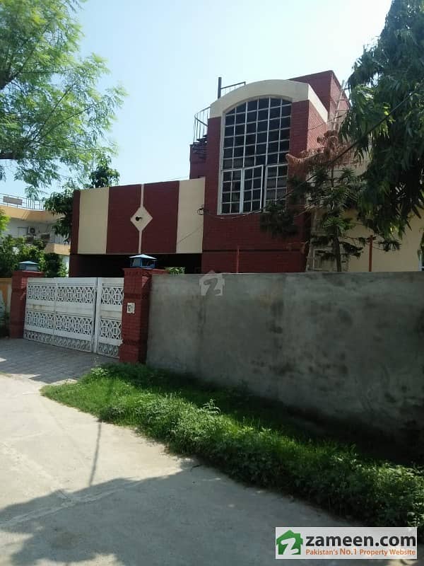 One Kanal House On 80 Ft Road For Rent Best Residential Or Office Use