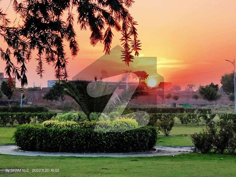 نیو لاهور سٹی لاہور میں 5 مرلہ رہائشی پلاٹ 35.0 لاکھ میں برائے فروخت۔