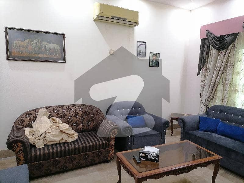 20 Marla House For sale In Millat Town Millat Town