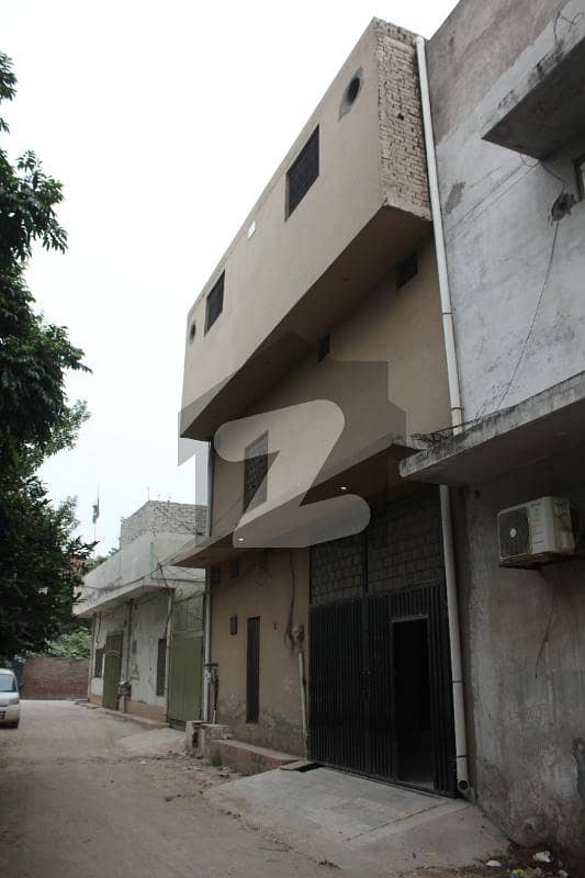 جی ٹی روڈ لاہور میں 18 مرلہ عمارت 1.5 لاکھ میں کرایہ پر دستیاب ہے۔