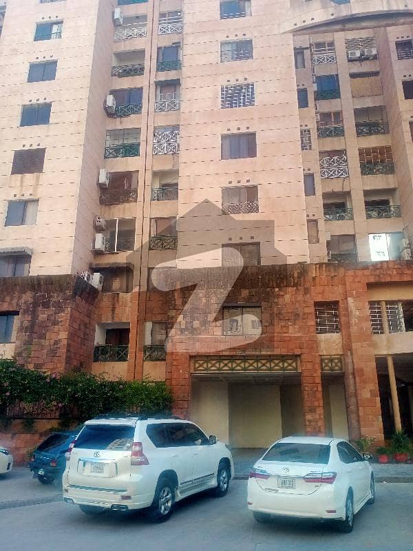 Full Furnish Park Tower Flat For Rent