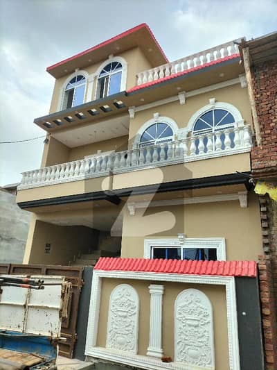 الاحمد گارڈن ہاوسنگ سکیم جی ٹی روڈ,لاہور میں 5 کمروں کا 5 مرلہ مکان 1.3 کروڑ میں برائے فروخت۔