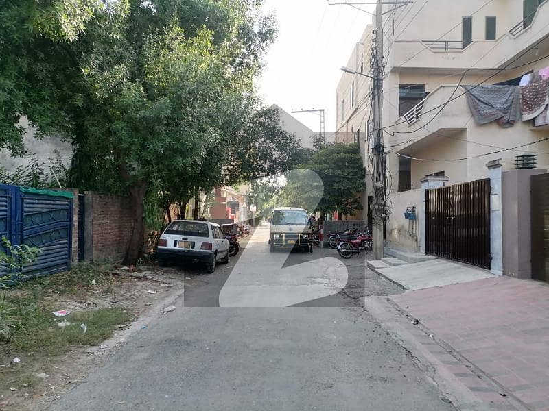 10 Marla Residential Plot For Grabs In Nasheman-e-Iqbal 10 Marla Residential Plot For Grabs In Nasheman-e-Iqbal