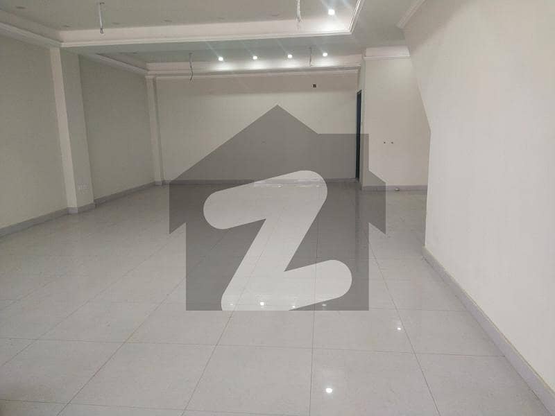 2500qft brand new comerical Space Available for rent in satellite town