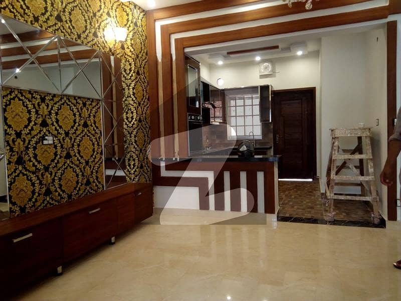 بحریہ آرچرڈ فیز 2 بحریہ آرچرڈ,لاہور میں 3 کمروں کا 5 مرلہ مکان 1.75 کروڑ میں برائے فروخت۔