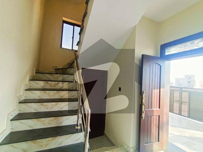 15 MARLA UPPER PORTION AVAILABLE FOR RENT IN VALENCIA HOUSING
