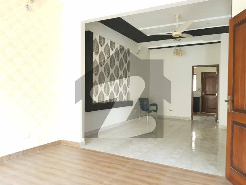 پیراگون سٹی - امپیریل بلاک پیراگون سٹی,لاہور میں 3 کمروں کا 5 مرلہ مکان 2.0 کروڑ میں برائے فروخت۔