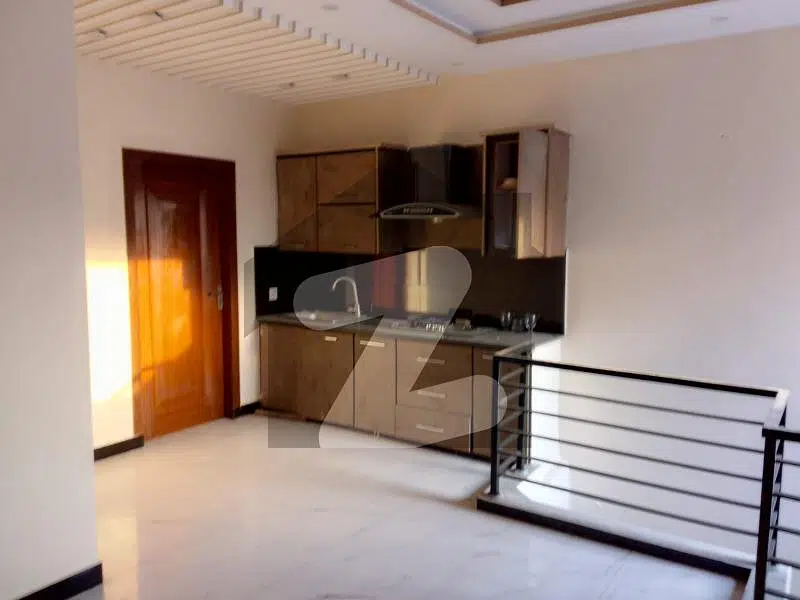 Double Storey 5 Marla House Available In Shalimar Colony For Sale