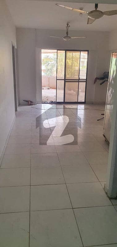 3 BED LOUNGE FLAT OF THE FIRST FLOOR NEAR JAUHAR CHOWRANGI