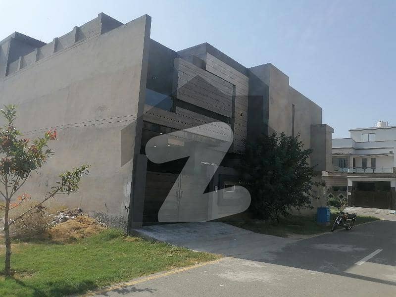 ایڈن آرچرڈ بلاک ایکس ایڈن آچرڈ,فیصل آباد میں 3 کمروں کا 5 مرلہ مکان 1.8 کروڑ میں برائے فروخت۔