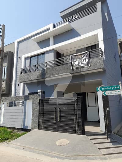 5 Marla Brand New Corner House Available For Sale in Dream Avenue, Raiwind Road, Lhaore.