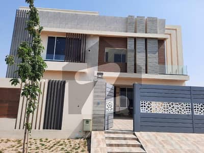 20 Marla House availble in DHA Multan