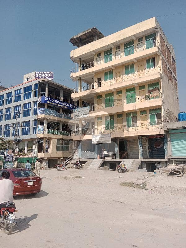Building Of 1575 Square Feet In Khanna Pul For Sale