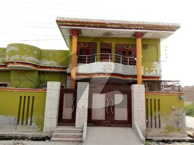 05 Marla, Corner house for sale in Bhalwal