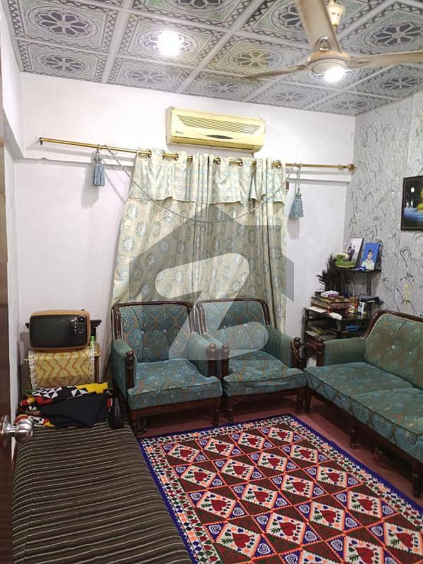 گلستانِِ جوہر ۔ بلاک 13 گلستانِ جوہر,کراچی میں 2 کمروں کا 2 مرلہ فلیٹ 55.0 لاکھ میں برائے فروخت۔