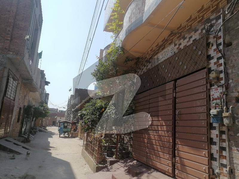عثمان ٹاؤن فیصل آباد میں 4 کمروں کا 5 مرلہ مکان 1.05 کروڑ میں برائے فروخت۔